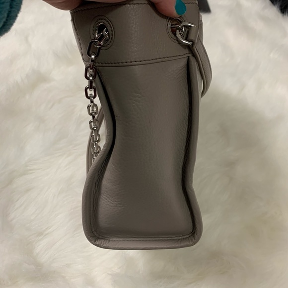 Tory Burch Britten Leather Slouchy Tote - Picture 5 of 14